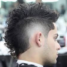 Hiero_clipz still can't decide whether to get that crazy fohawk or not? Full Faux Hawk With Low Fade Fohawk Haircut Comb Over Haircut Mohawk Hairstyles Men