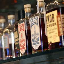 The Whiskey Dive The Ultimate Guide To Whiskey Styles Good Whiskey Whiskey Whisky Drinks