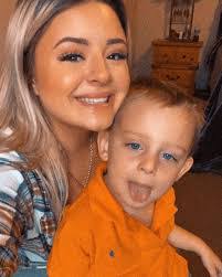 Cheyenne Hardin's Instagram, Twitter & Facebook