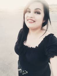 Hi I went to Woodford state school and Kilcoy high school. Grew up at Mary  Smokes Creek.