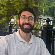 Brian Lowenstein's Instagram, Twitter & Facebook