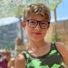 Stephen Lapierre's Instagram, Twitter & Facebook