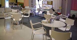 塑料椅 可疊 lancome 蘭蔻專櫃 home decor dining table conference room table