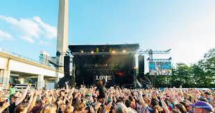Avec des participations de cali et dj a.r.t (arthur divoy)  43  , ainsi que des participations de puggy , de alice on the roof et de girls in hawaii. Ronquieres Festival 2021 Home Facebook