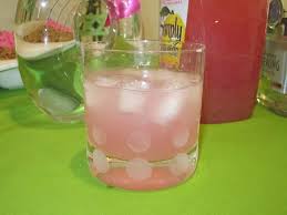 Pin By Alexandra Kozak On Yummy Drinks Smirnoff Vodka Tropical Drink Recipes Slushy Drinks