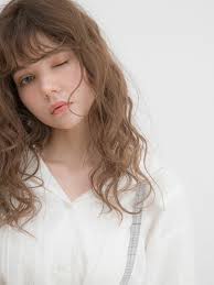 ボード 2020年春夏ヘアスタイル のピン