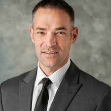 Marcus & Millichap Promotes Rob Reis to Associate Vice President  Investments