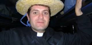 La historia de amor de un cura y una maestra que era un secreto a voces en  San Juan