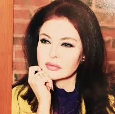 سمِعتُك هاتفًا بينَ النّجوم