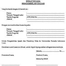Misalnya, kamu ada jadwal pengambilan dokumen penting di kantor polisi, tapi kemudian kamu jatuh sakit. Contoh Surat Kuasa Perwakilan Pengambilan Ijazah