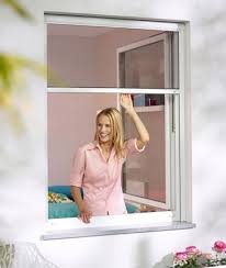 Moustiquaire Enroulable Sur Mesure Stores Discount Com Moustiquaire Fenetre Moustiquaire Enroulable Moustiquaire Porte Fenetre