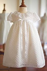 Passer à la navigation des pages. Robe Bapteme Bebe Fille Courte En Voile De Soie Plumetis Et Noeud De Satin A La Taille Fait Main A L At Robe Bapteme Robe Bapteme Bebe Fille Robe Bapteme Bebe