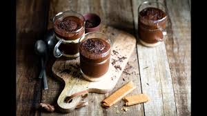 Royal Au Chocolat A La Mousse Au Chocolat A L Ancienne Et A La Creme Brulee Marie Morin Youtube