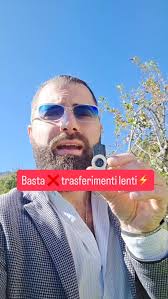 Parlo di come salvare i numeri di telefono dalla chat di WhatsApp  direttamente nella rubrica del tuo iPhone.