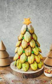 Recette Sapin De Noel Madeleines Pistaches En Video Recette Idee Recette Noel Noel Cuisine Repas Noel