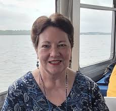 What is the story behind the unusual tree growth?