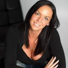 Cynthia Carrier's Instagram, Twitter & Facebook