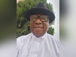 *LEADERS ARE INDEED BORN*👌🏻👌🏻👌🏻👌🏻👌🏻, Leenu Dike ....... With joy  I invite us to celebrate this great man *Leader, Administrator , Humble and  Gentle. A father to many/church and his Community. He's a ...