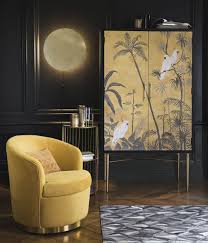 Round Wall Light In Brushed Golden Metal From Maisons Du Monde Fidela En 2020 Cabinet De Rangement Plateau En Verre Maison Du Monde