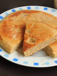 Poi ancora, la torta la torta al testo (una focaccia schiacciata al naturale o ripiena a piacimento), i palombacci (piccioni selvatici cucinati in recipienti di terracotta) e il dolce brustengolo (a base di mais e frutta secca). Priya S Versatile Recipes Umbrian Torta Al Testo Umbrian Flatbread