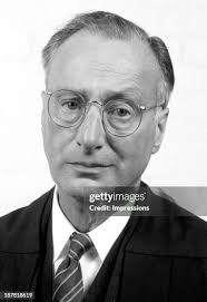 British Actor Paul Eddington poses during a portrait session in... News  Photo