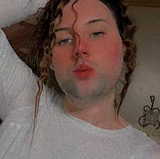 Guaranteed Roccia 🤷🏻‍♀️ this is my first time getting him too 😂 so I  ain't too upset I guess… I'll just use him as main DPS with Zhezhi and  worry about saving