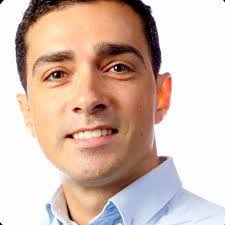 Andrew Schwark's Instagram, Twitter & Facebook