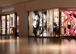 The Burberry Beauty Box At Coex Mall Seoul Branding Shop Retail Concepts Luxury Branding
