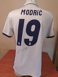 Welcome to the official page of luka modrić. Real Madrid Fussball Bundesliga Luka Modric Trikot S Catawiki