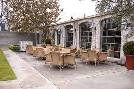 Tiny Boxwoods One Of The Best Places To Grab Lunch Or Brunch In Houston Patio Bars Outdoor Patio Patio