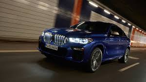 The bmw x6 is athletic in every detail and the epitome of the sport activity coupé driving experience. Bmw X6 Review The Marmite Suv Comes Of Age Car Magazine