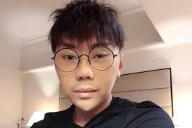 Sebelumnya, publik dibuat heboh dengan meninggalnya paranormal kondang, mbak you. S0jlspmy4kx47m