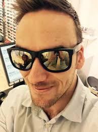 He is currently living in the sierra foothills of northern california where he works with several dozen seekers of truth. Ray Ban Justin Gold 758c64