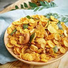 ️ kemudian, masukkan daun kari dengan batangnya sekali. Resepi Kerepek Cornflakes Pedas