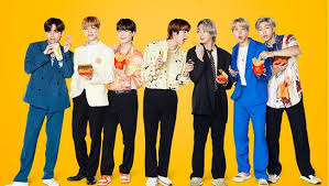 Rabu (9/6) adalah hari diluncurkannya menu bts meal di gerai makanan cepat saji mc donalds. Q N5p8jimvfbxm