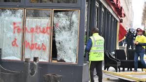 Gilets jaunes tulle brive ussac ussel uzerche montagne rosier argentat. Le Fouquet S Saccage Par Des Casseurs