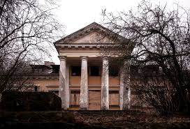 former manor in lithuania architektur verwunschene schlosser verlassenes haus