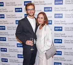 We did not find results for: Tehotna Tereza Voriskova Se Tajne Vdala Nechybelo Mnoho A Ano Rekla Bratrovi Sveho Manzela