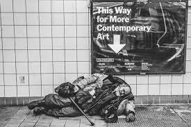 Itap Of A Homeless Man In New York By Luismbastardob Photos Amazingworld World Amazingphot Homelessness Photography Homeless Man Artsy Photography