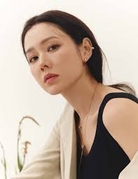 9 korean actresses dubbed as 'workaholic'. Glass Interviews Korean Actor Son Ye Jin The Glass Magazine