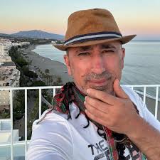 Has anyone had an empty grounds indicator issue?