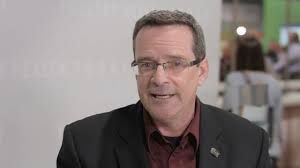 Avian Influenza in US: High-Path, Low-Path, & Link to Other Poultry  Diseases with Dr. David Swayne