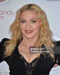 31 Photos & High Res Pictures