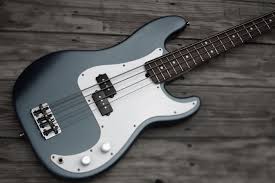 Fender Bass Wallpapers Wallpaper Cave The last week has been awesome for fender guitars my fender sunburst wallpaper collection, includes 5 colors. wallpaper cave