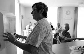 SELBSTLOS FÜR MENSCHEN IN NOT DA SEIN