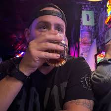 Good god my brain mixed him and Chris PINE up and i thought “CHRIS PINE DID  WHAT?! 😭😭”