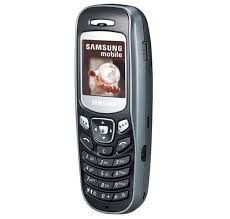compare Samsung C230 vs Celkon C100 ...