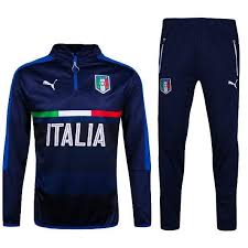 Ce championnat est l'un des plus regardés et des plus sérieux au monde. Puma Italia Training 53 Remise Www Muminlerotomotiv Com Tr
