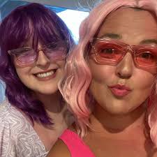 Irene Combs (@irenecombs) • Instagram photos and videos