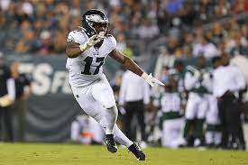 Eagles' Nakobe Dean Questionable to return against Patriots